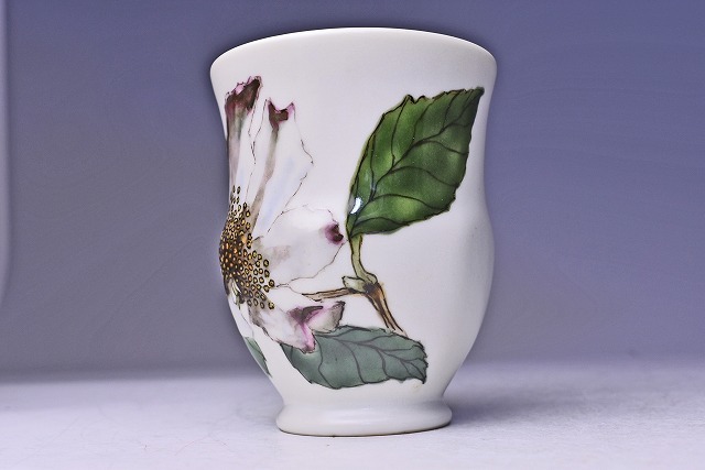  wide ...(....) * overglaze enamels mountain tea flower . map sake cup * also box also cloth *.: human national treasure wistaria book@ talent road * Via cup * beautiful .. attaching . ornament ...... excellent article *