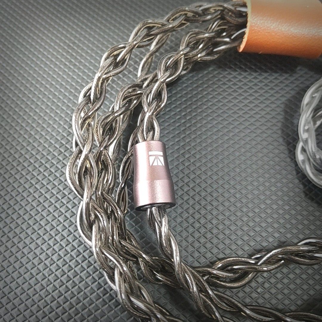 KBEAR Hazy 4芯 6Nグラフェン 銅銀合金ミックス イヤホン リ KBEAR Hazy 4芯 6Nグラフェン 銅銀合金ミックス イヤホン リ