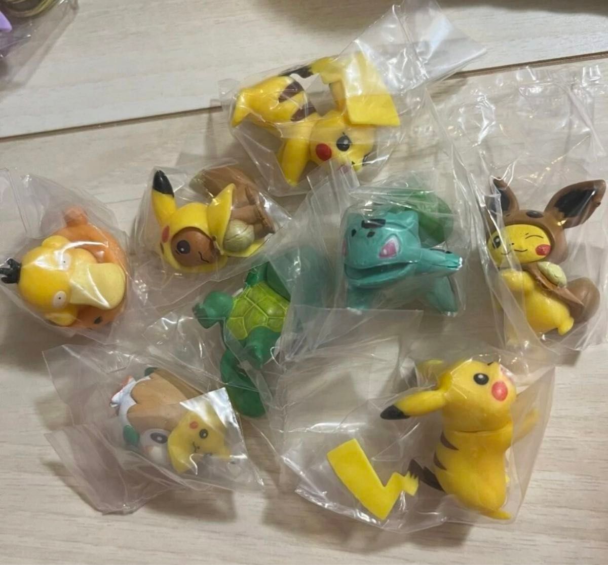 新品 ポケットモンスター ポケモン ミニフィギュア8個セット 新品 ポケットモンスター ポケモン ミニフィギュア8個セット