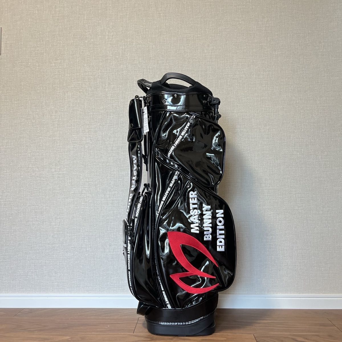 新品 パーリーゲイツ マスターバニー エナメル スタンド式 新品 パーリーゲイツ マスターバニー エナメル スタンド式