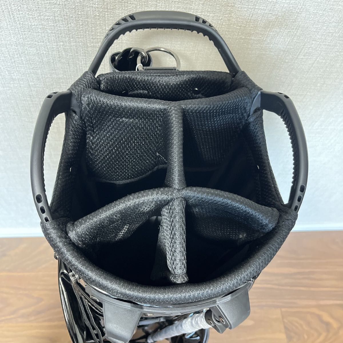新品 パーリーゲイツ マスターバニー エナメル スタンド式 新品 パーリーゲイツ マスターバニー エナメル スタンド式