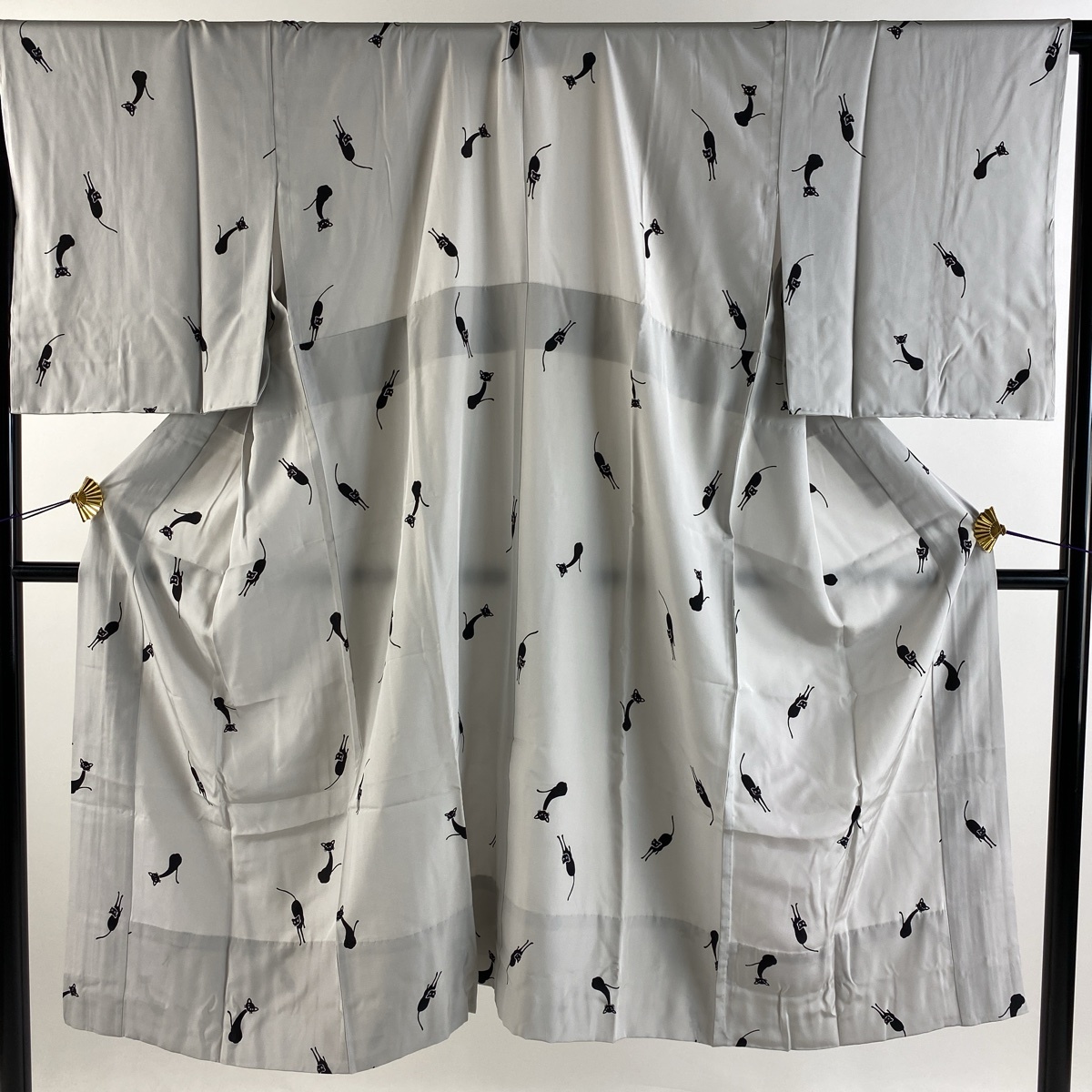 長襦袢 身丈129cm 裄丈64.5cm M やまと 想屋 猫 灰紫 正絹 名品 【中古】