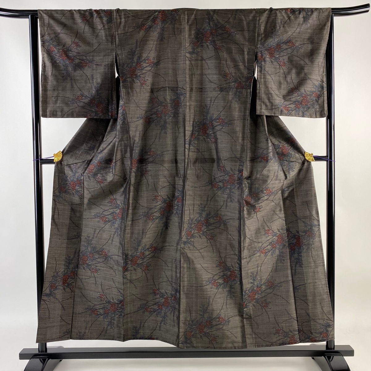 大島紬 身丈153.5cm 裄丈65.5cm M 単衣 証紙 草花 焦茶色 正絹 優品 【中古】