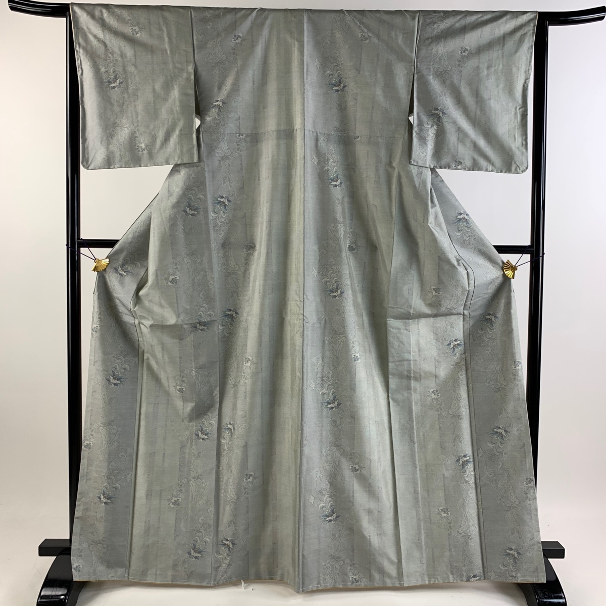 大島紬 身丈168cm 裄丈65cm M 袷 草花 縦縞 灰色 正絹 秀品 【中古】