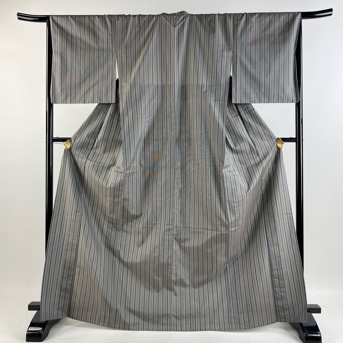 大島紬 身丈169cm 裄丈68cm L 単衣 縞大島 証紙 縦縞 灰紫 正絹 美品 名品 【中古】