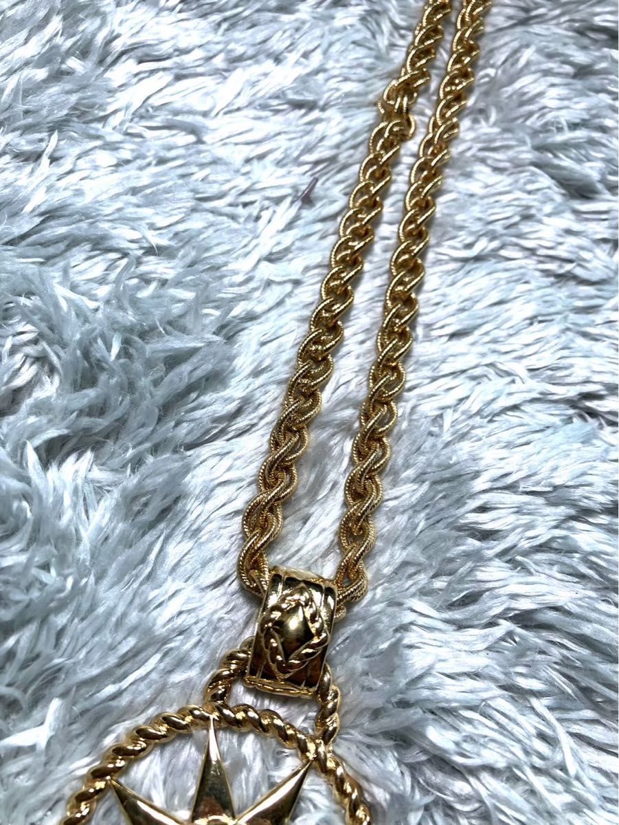 GIVENCHY ジバンシー ヴィンテージ サン ロング ネックレス 太陽 GIVENCHY ジバンシー ヴィンテージ サン ロング ネックレス 太陽
