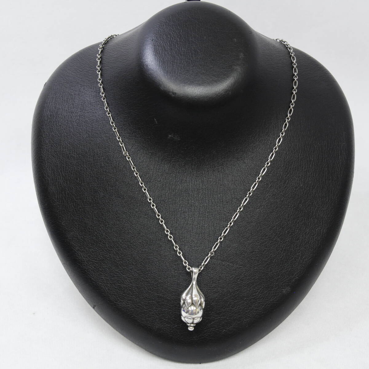 極美品 Georg Jensen ジョージジェンセン イヤー ペンダント 極美品 Georg Jensen ジョージジェンセン イヤー ペンダント
