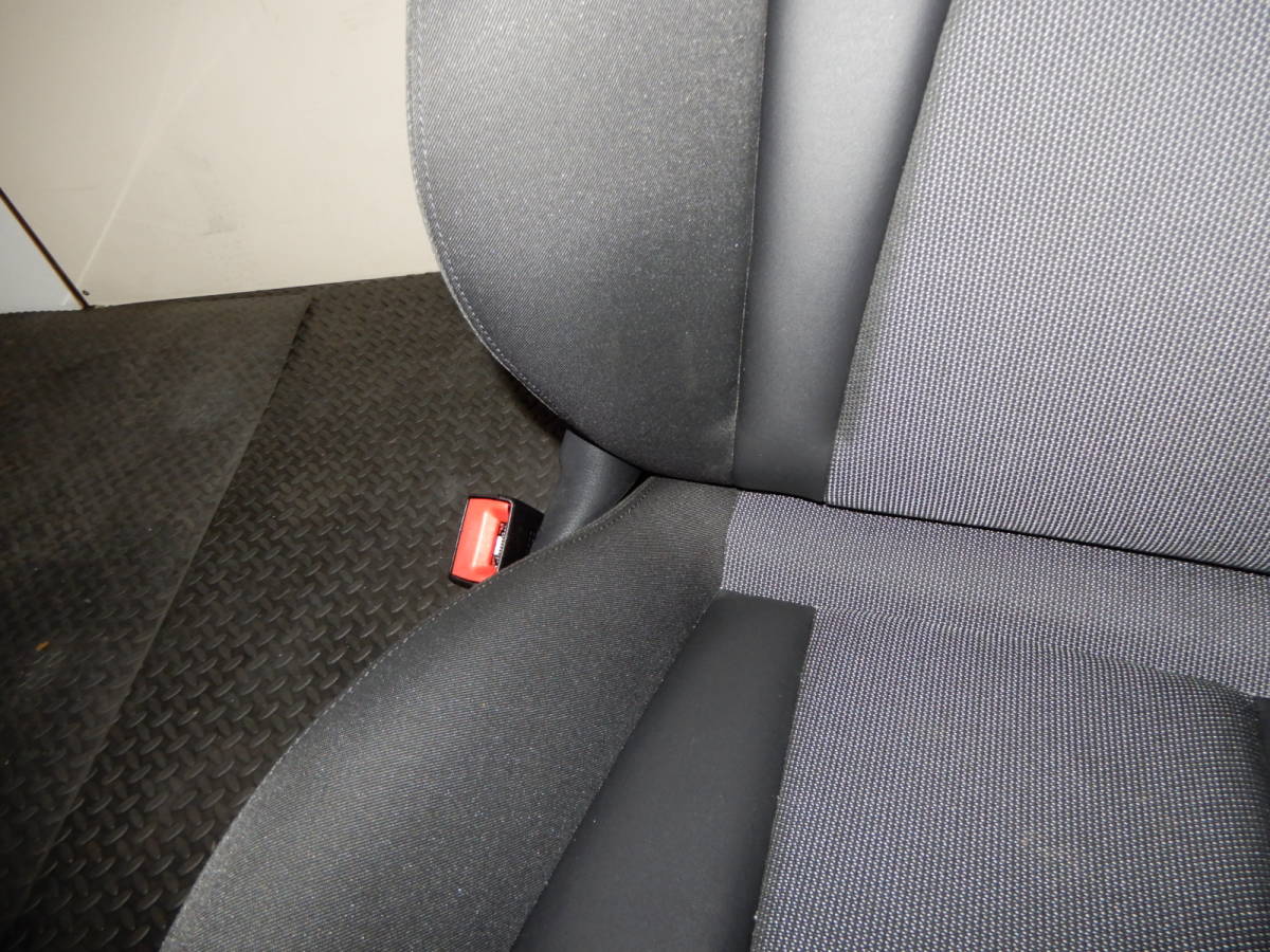  Audi A1(8X) F left seat used a968102H