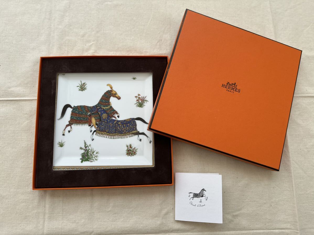 新品未使用品 HERMES エルメス シュヴァルドリアン スクエア 新品未使用品 HERMES エルメス シュヴァルドリアン スクエア