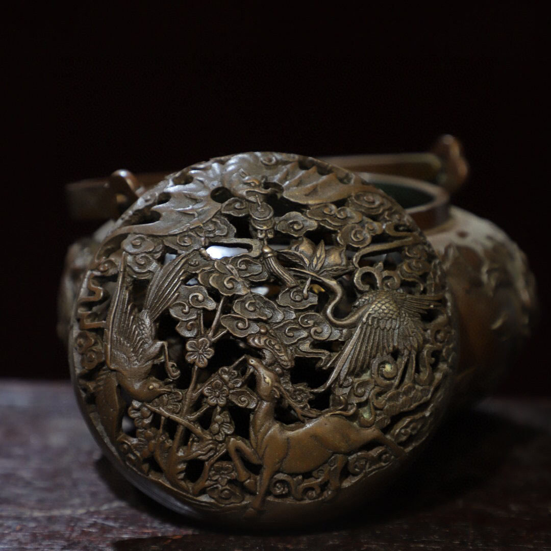 蔵友館蔵品・銅製・雙耳・雙喜臨門紋・熏香炉】・希少珍品・置物 蔵友館蔵品・銅製・雙耳・雙喜臨門紋・熏香炉】・希少珍品・置物