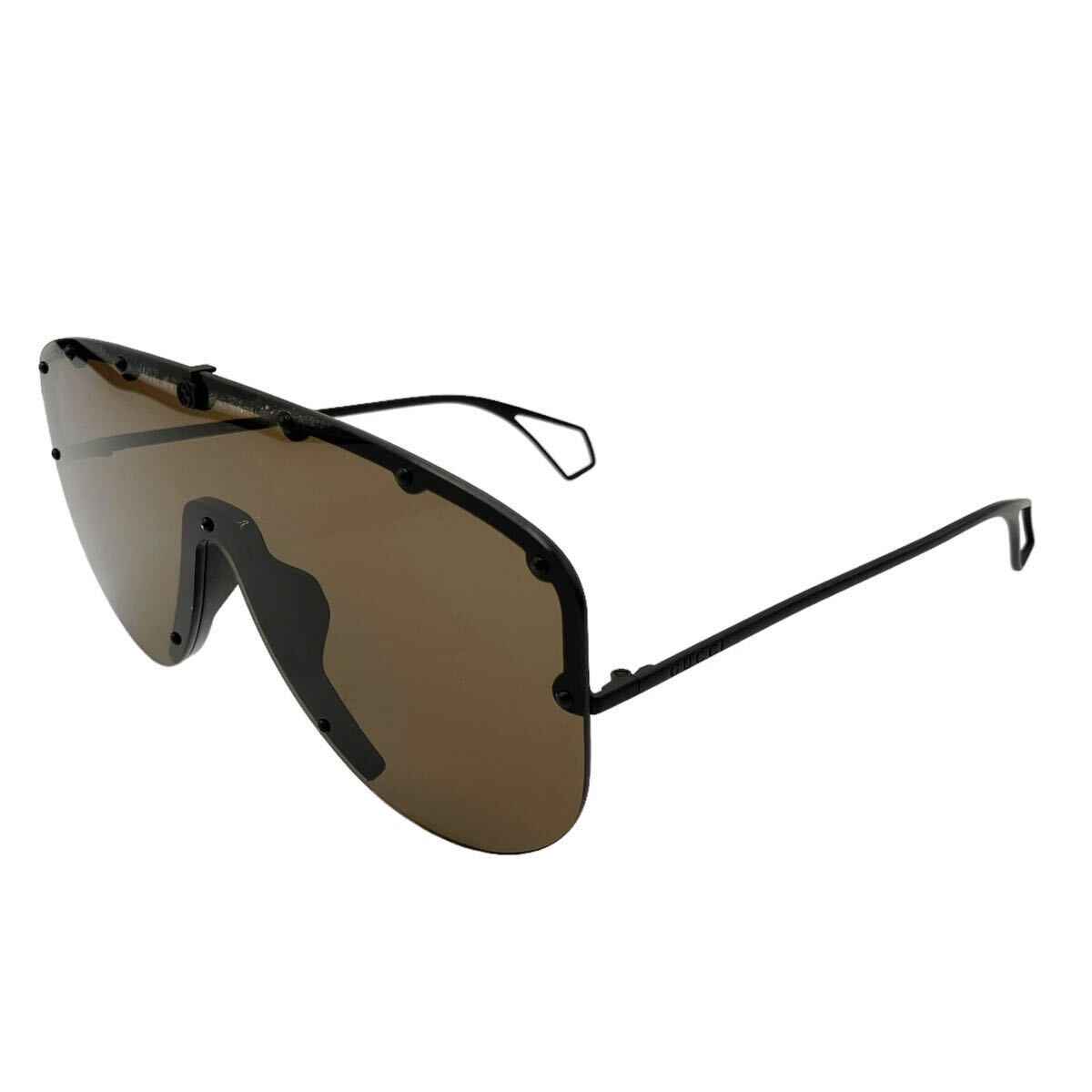 良品】グッチ GUCCI GG0667S マスク型 メタル サングラス アイ 良品】グッチ GUCCI GG0667S マスク型 メタル サングラス アイ
