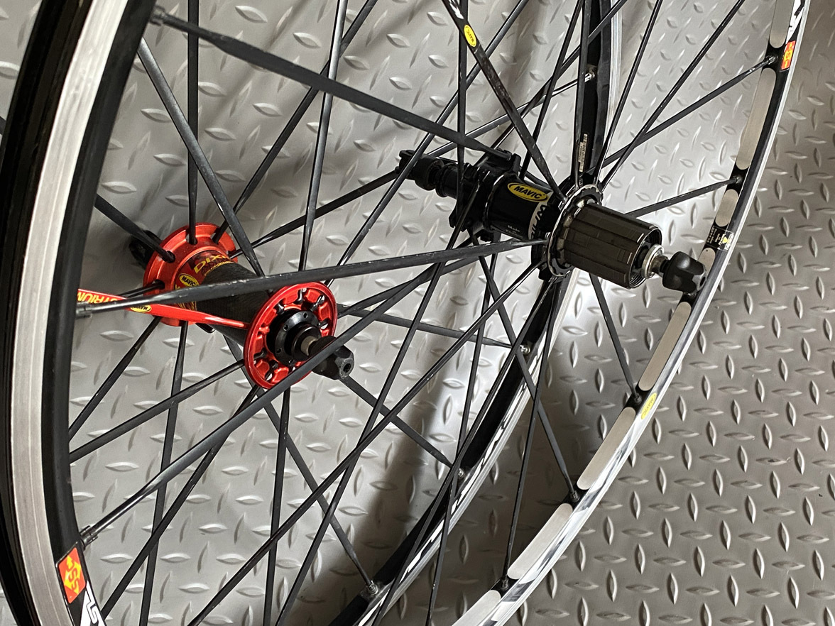 MAVIC キシリウム SL/ES セラミックベアリング シマノ11速 クリンチャー KSYRIUM SL ES マビック