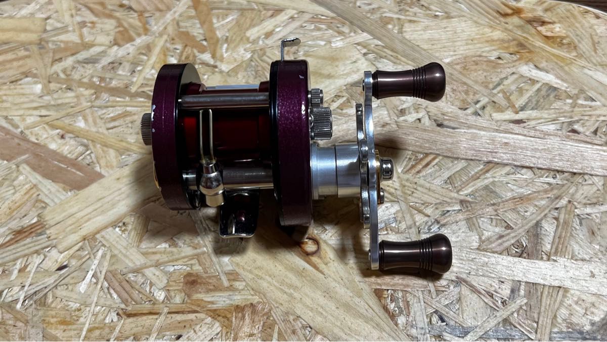 五十鈴リール Fishmanコラボ BC521X-TF 左巻き 渓流ベイト 五十鈴リール Fishmanコラボ BC521X-TF 左巻き 渓流ベイト
