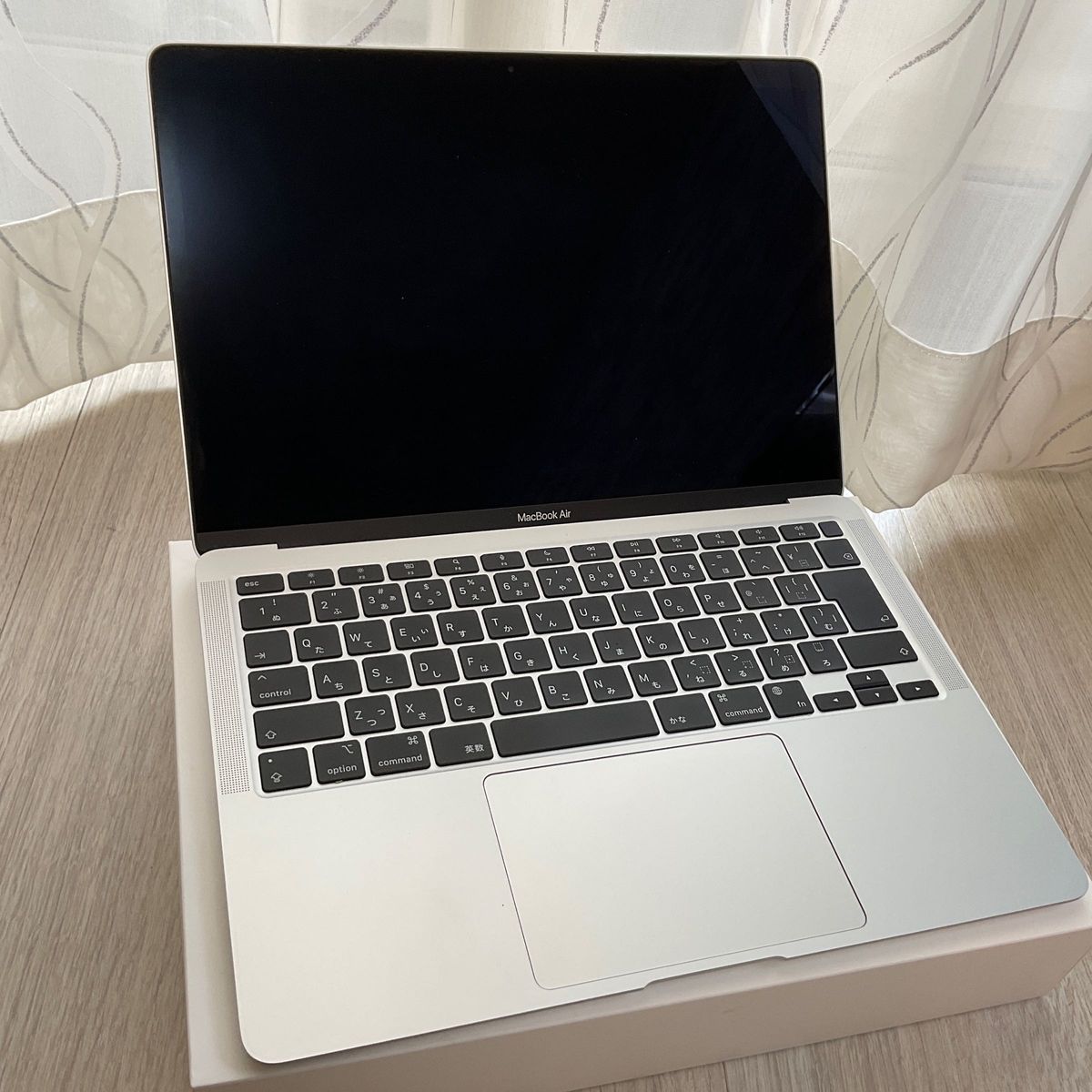 apple 13 3インチ m1 mac book air シルバー 8GBメモリー 256GB apple 13 3インチ m1 mac book air シルバー 8GBメモリー 256GB
