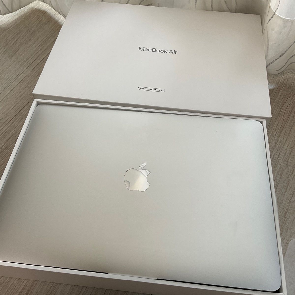 Apple MacBook Air 13.3インチ シルバー(値段交渉OK) - MacBook本体 Apple MacBook Air 13.3インチ シルバー(値段交渉OK) - MacBook本体