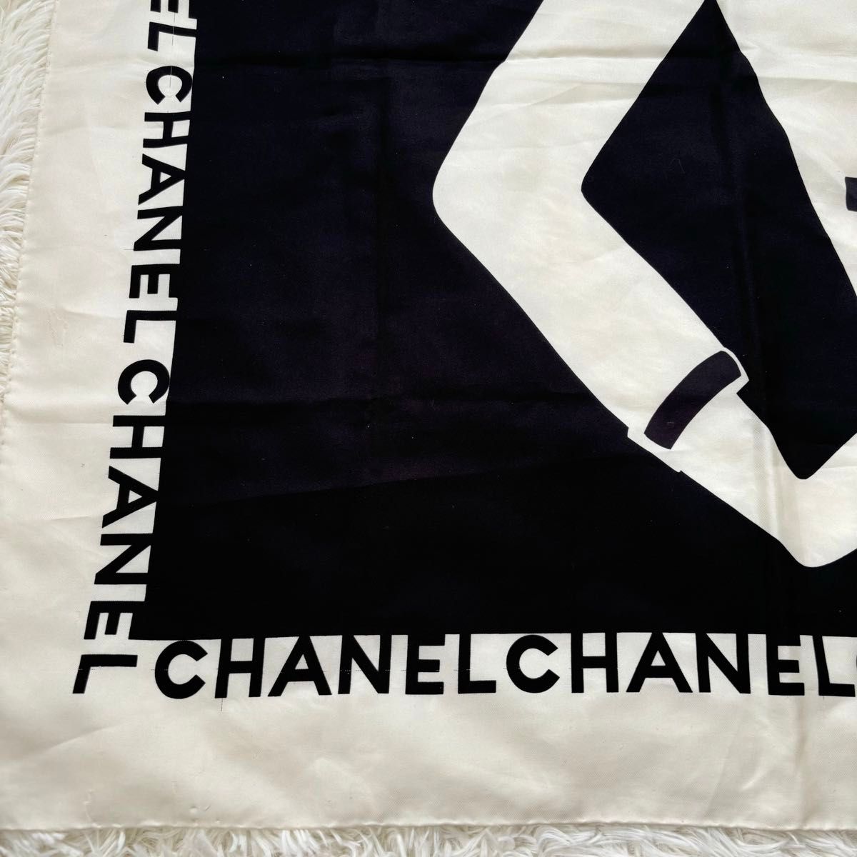 CHANEL シャネル シルク スカーフ ココシャネル マドモアゼル CHANEL シャネル シルク スカーフ ココシャネル マドモアゼル