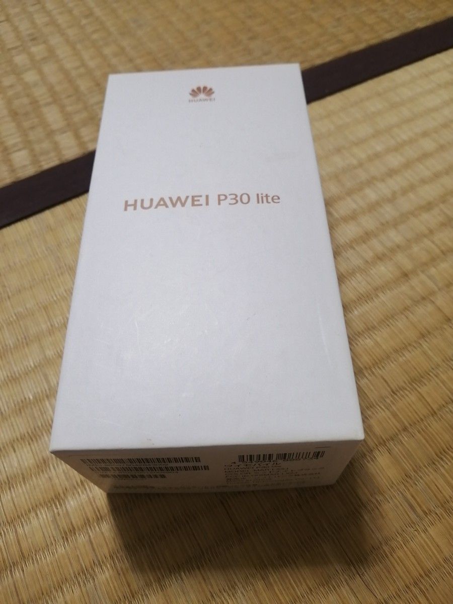 HUAWEI P30 lite ファーウェイ ミッドナイトブラック かなりの極上品 キレイ! 付属品は未使用です HUAWEI