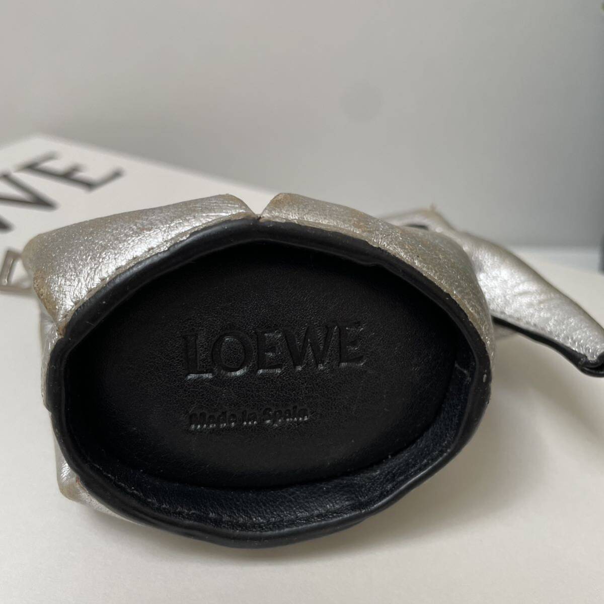 ロエベ LOEWE エレファント コインケース シルバ メタリック ロエベ LOEWE エレファント コインケース シルバ メタリック