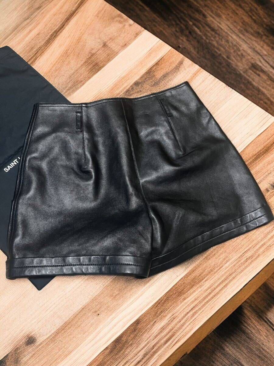 SAINT LAURENT サンローランパリ Black ラムスキン レザーショートパンツ