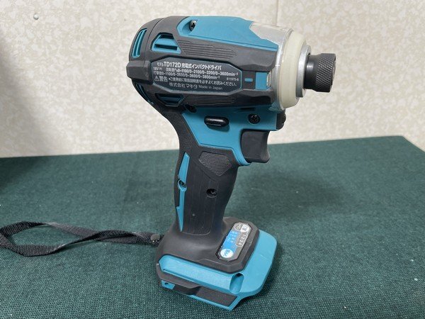 展示品【 マキタ / makita 充電式インパクトドライバ TD172D 展示品【 マキタ / makita 充電式インパクトドライバ TD172D