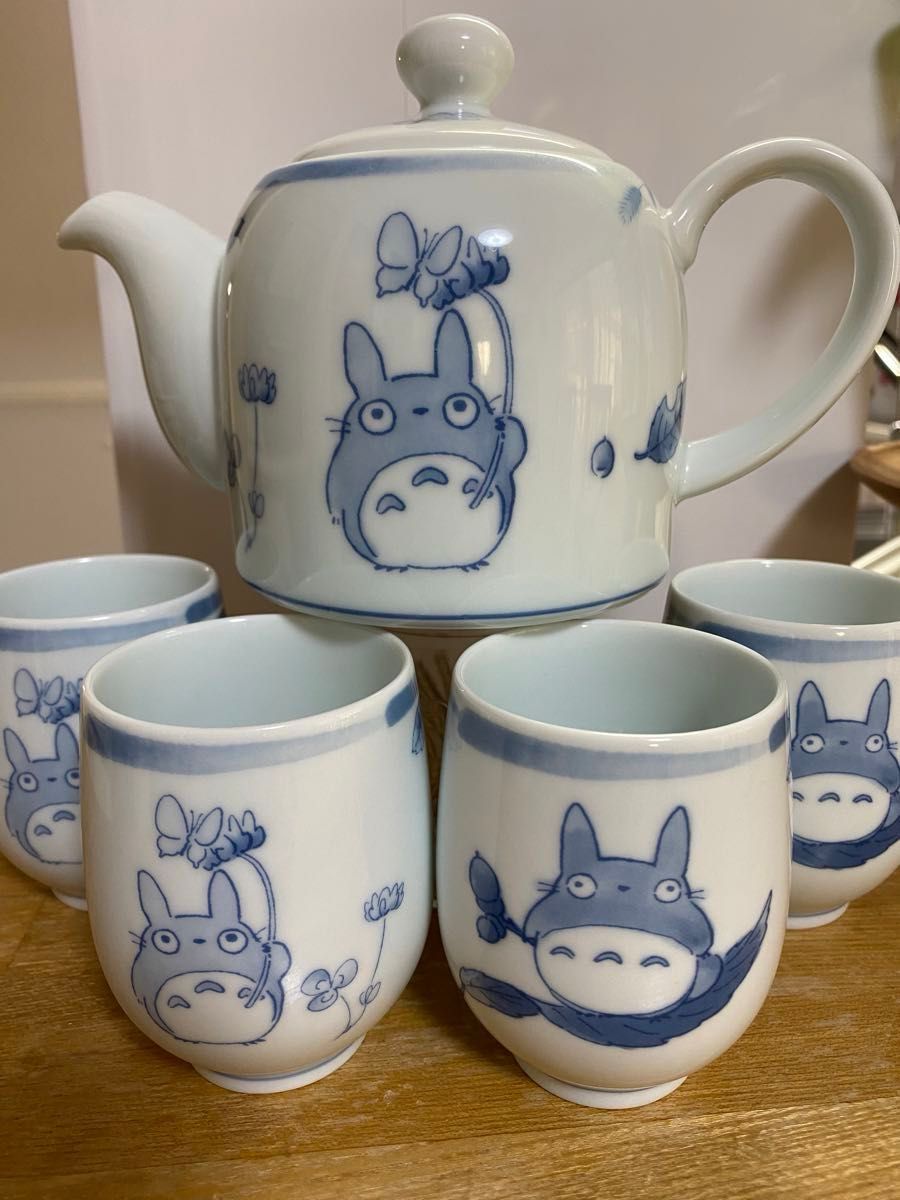 ノリタケ トトロ 二馬力 急須と湯呑み4客セット|Yahoo!フリマ ノリタケ トトロ 二馬力 急須と湯呑み4客セット|Yahoo!フリマ