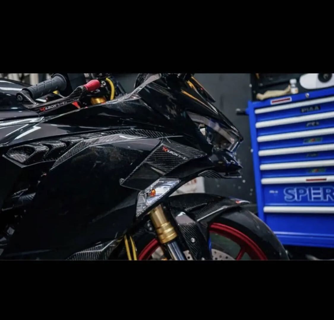 ZX25R/ZX4R カーボンサイドウイングレットBMW風|Yahoo!フリマ ZX25R/ZX4R カーボンサイドウイングレットBMW風|Yahoo!フリマ