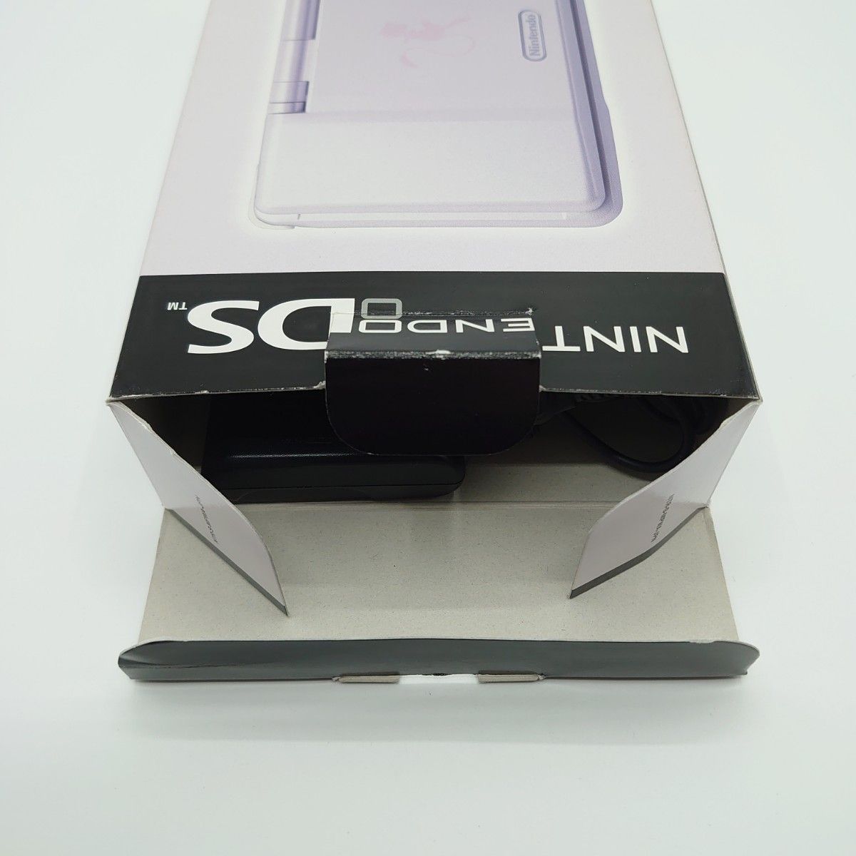 DS ミュウエディション ニンテンドー 初代 ポケモン 限定版 DS ミュウエディション ニンテンドー 初代 ポケモン 限定版