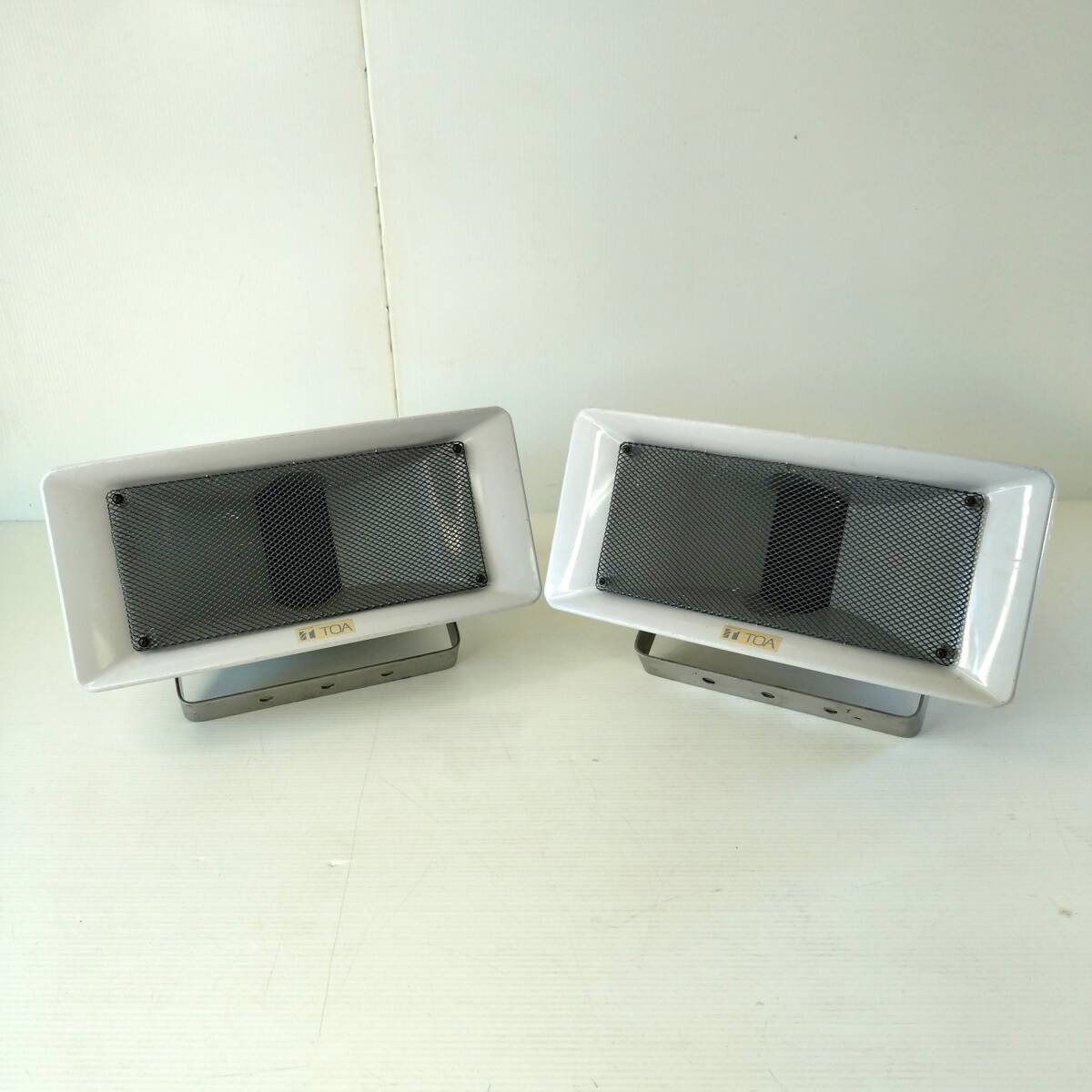 Yahoo!オークション - TOA CS-303 ワイドホーンスピーカー ペア Yahoo!オークション - TOA CS-303 ワイドホーンスピーカー ペア