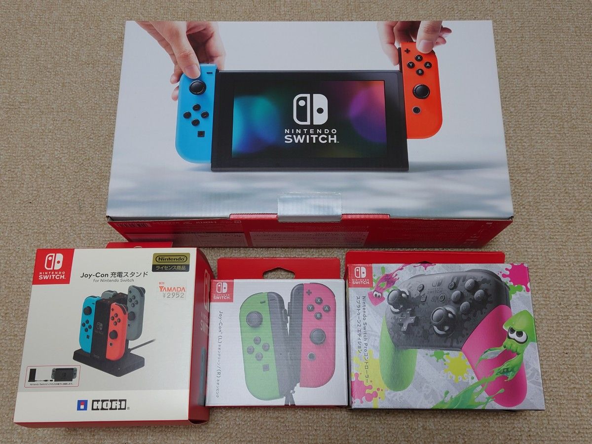 Nintendo Switch 本体+コントローラー 充電スタンド等 4点 Nintendo Switch 本体+コントローラー 充電スタンド等 4点