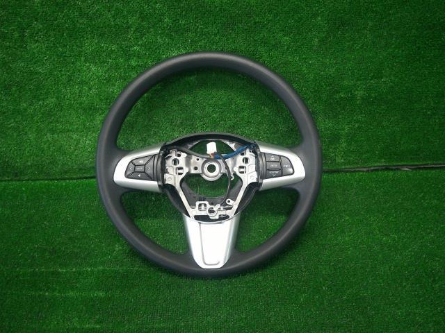 ムーヴ DBA-LA150S ステアリングホイール カスタム X W24 45102-B2A20-C0