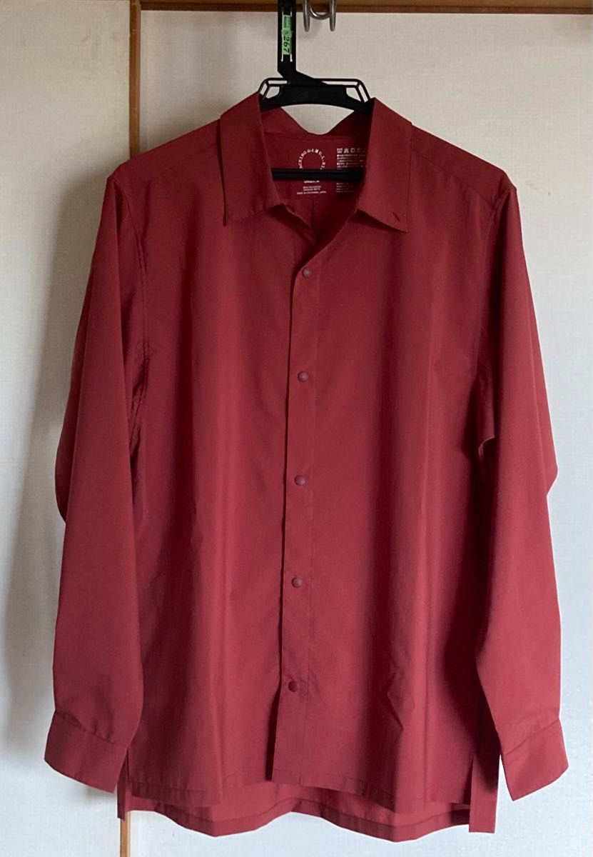 未使用に近い」山と道 ULシャツ2024 BrickRed UNISEX/Mサイズ 未使用に近い」山と道 ULシャツ2024 BrickRed UNISEX/Mサイズ