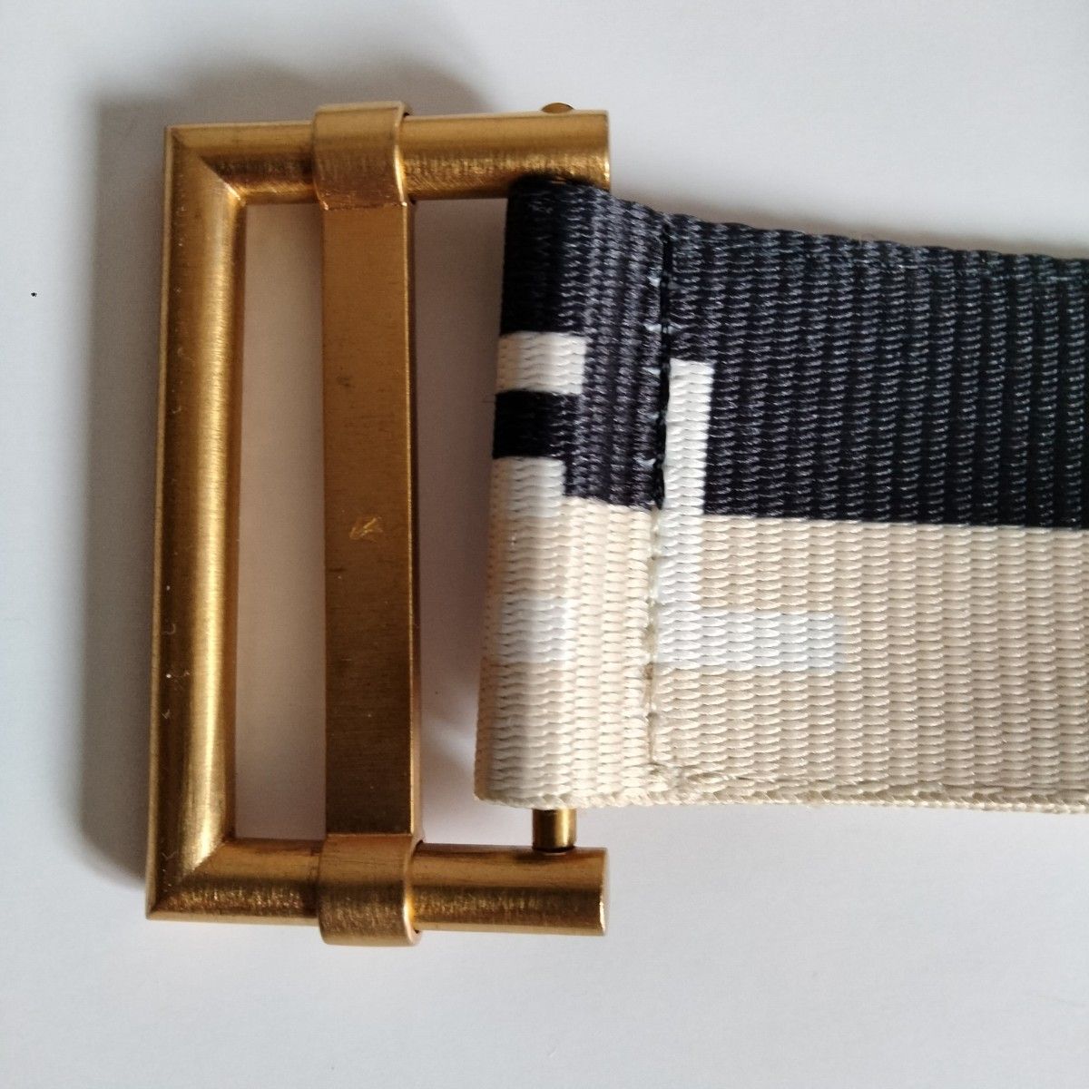 本物・レア】CHANEL シャネル ベルト ロゴベルト 幅広ベルト 太 本物・レア】CHANEL シャネル ベルト ロゴベルト 幅広ベルト 太