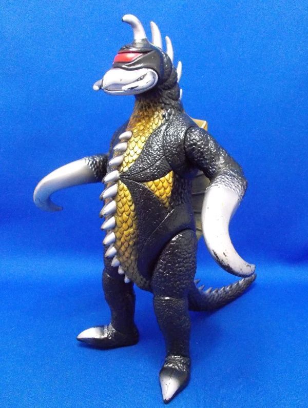 ガイガン 硬質ソフビ フィギュア BANDAI 1990年 ムービー ガイガン 硬質ソフビ フィギュア BANDAI 1990年 ムービー