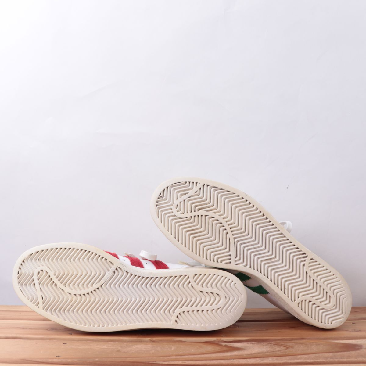 z3363 Adidas super Star US8 1/2 26.5cm/ white white red green cream series adidas SUPERSTAR men's sneakers used 