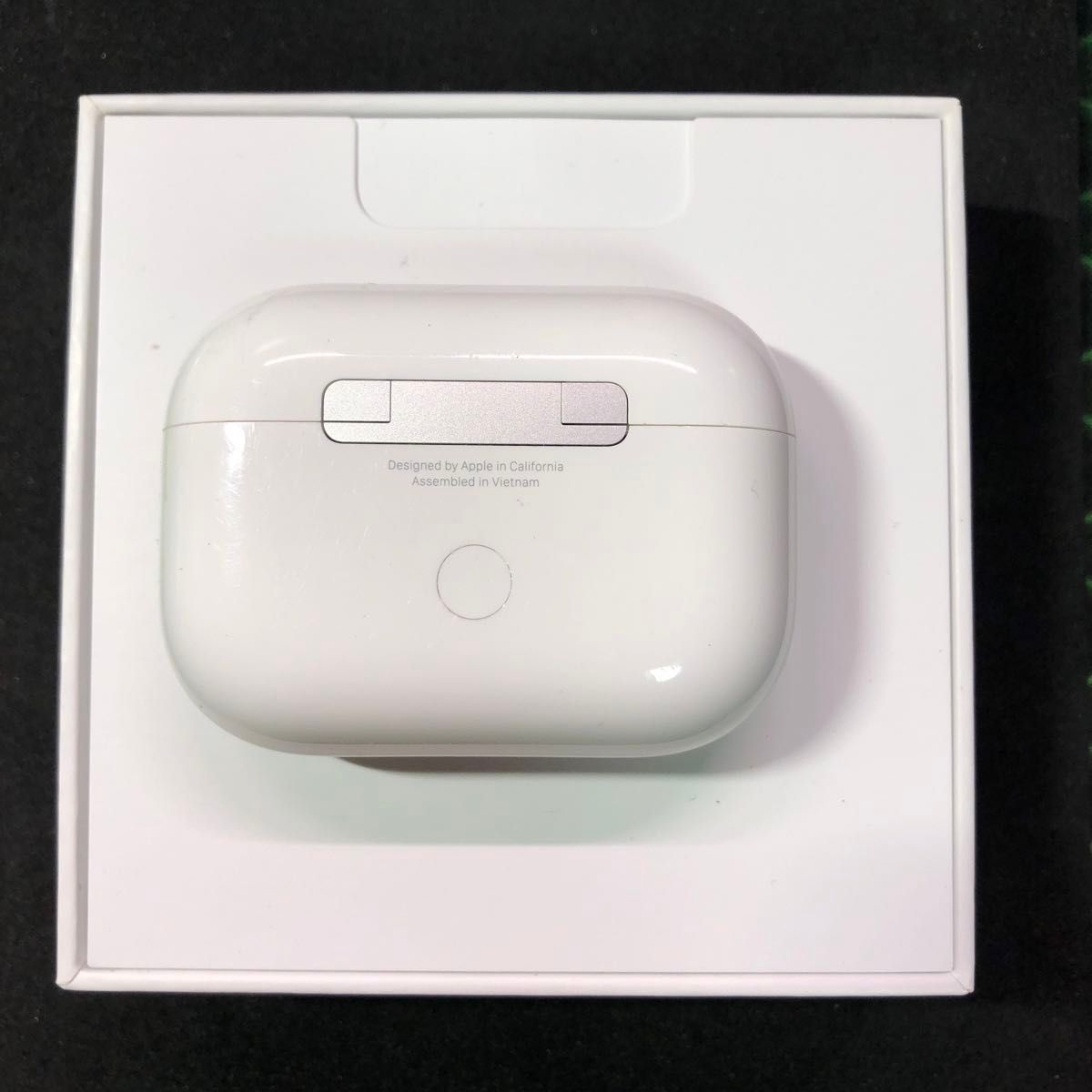 Apple AirPods Pro 第2世代 充電ケースlightning充電|Yahoo Apple AirPods Pro 第2世代 充電ケースlightning充電|Yahoo