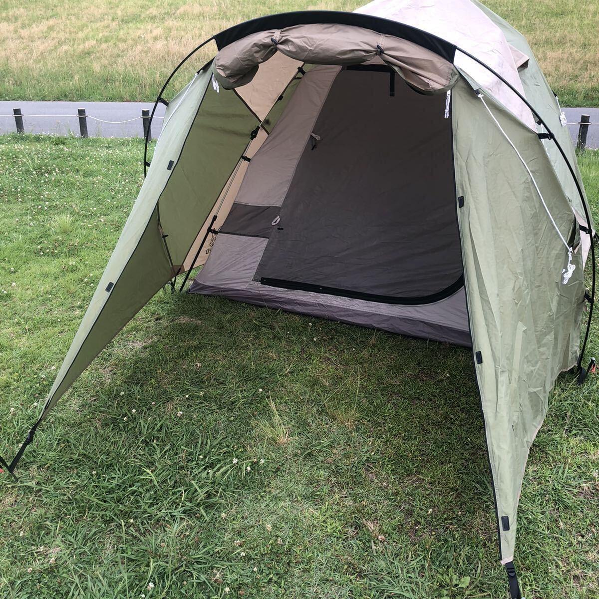 DOD THE1 ザワンタッチテント(M)2〜3人用 タン/カーキ 中古品 DOD THE1 ザワンタッチテント(M)2〜3人用 タン/カーキ 中古品