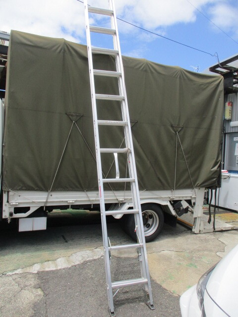 P379/ハセガワ アルミ合金製 伸縮はしご HC2-71 全長7m12cm 縮長 P379/ハセガワ アルミ合金製 伸縮はしご HC2-71 全長7m12cm 縮長