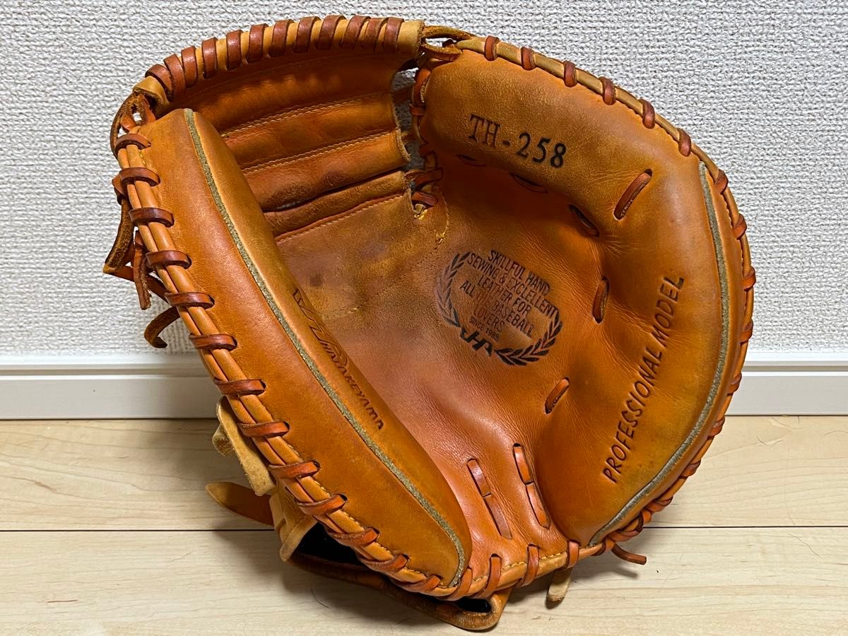 ハタケヤマ HATAKEYAMA 軟式 キャッチャーミット 右投げ 大人用 ハタケヤマ HATAKEYAMA 軟式 キャッチャーミット 右投げ 大人用