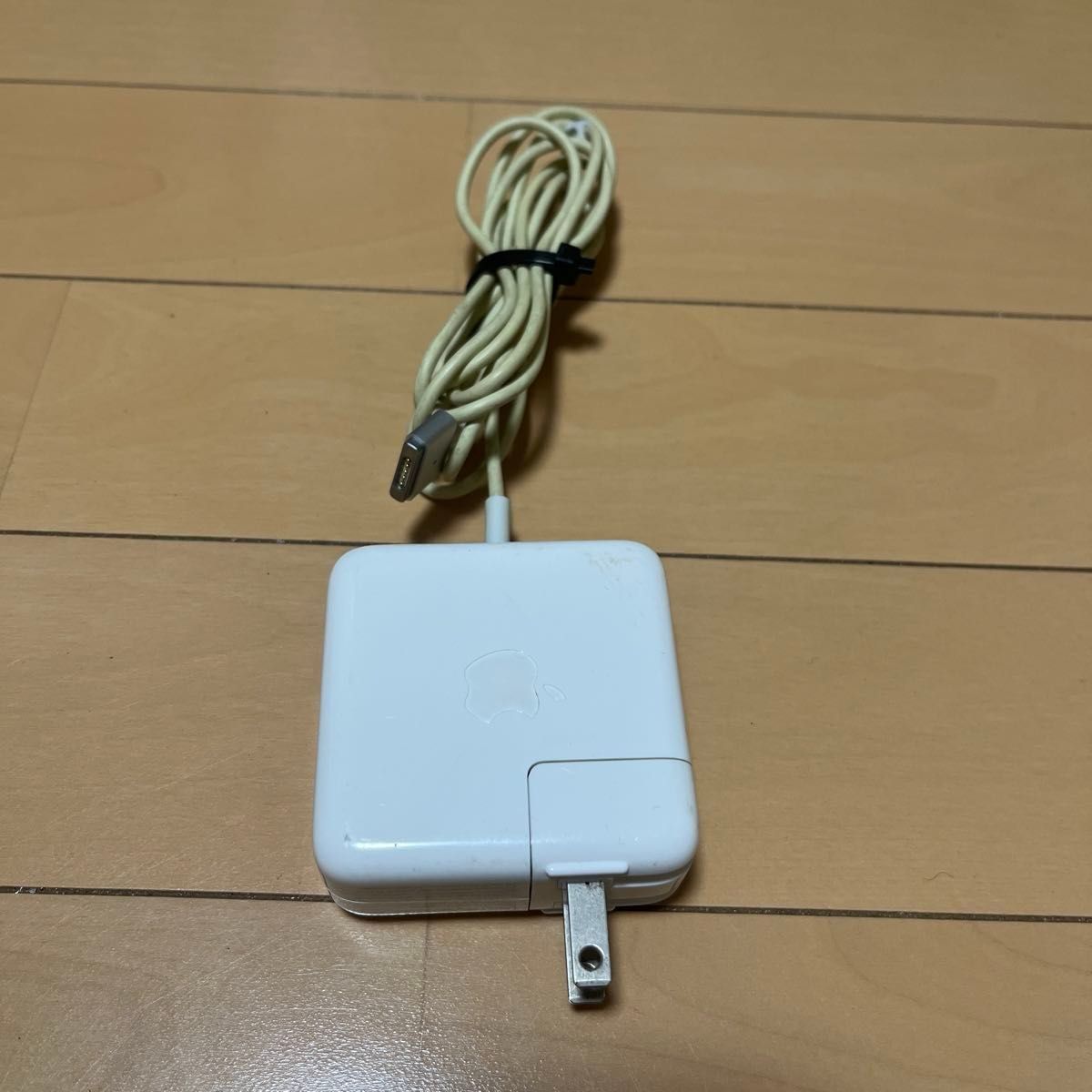 MacBook Air 13 3インチ 128GB【充放電回数64】|Yahoo!フリマ MacBook Air 13 3インチ 128GB【充放電回数64】|Yahoo!フリマ