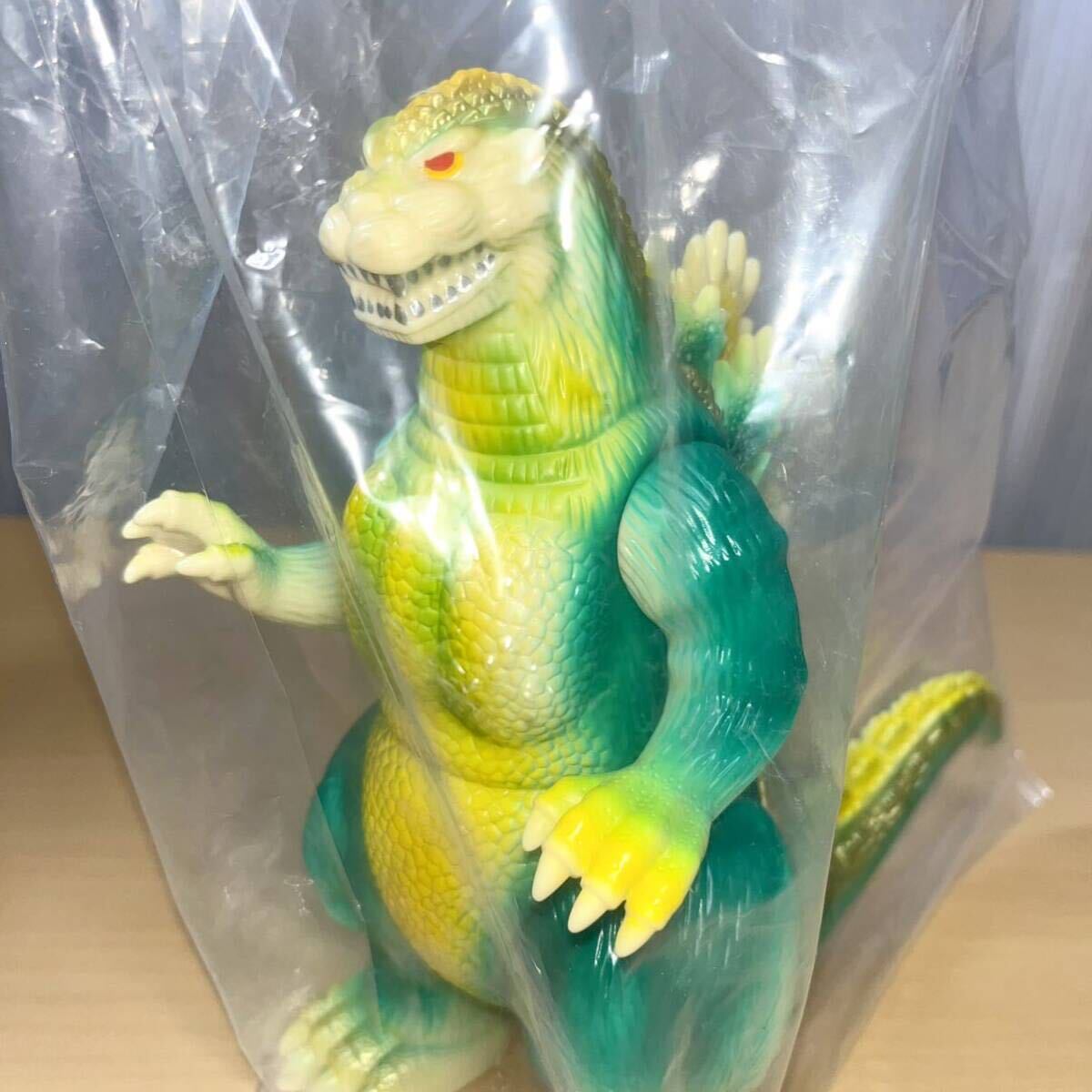 赤目 ゴジラ 1989 ハワイ カラー 緑 Hawaii Green ビオゴジ 350 赤目 ゴジラ 1989 ハワイ カラー 緑 Hawaii Green ビオゴジ 350