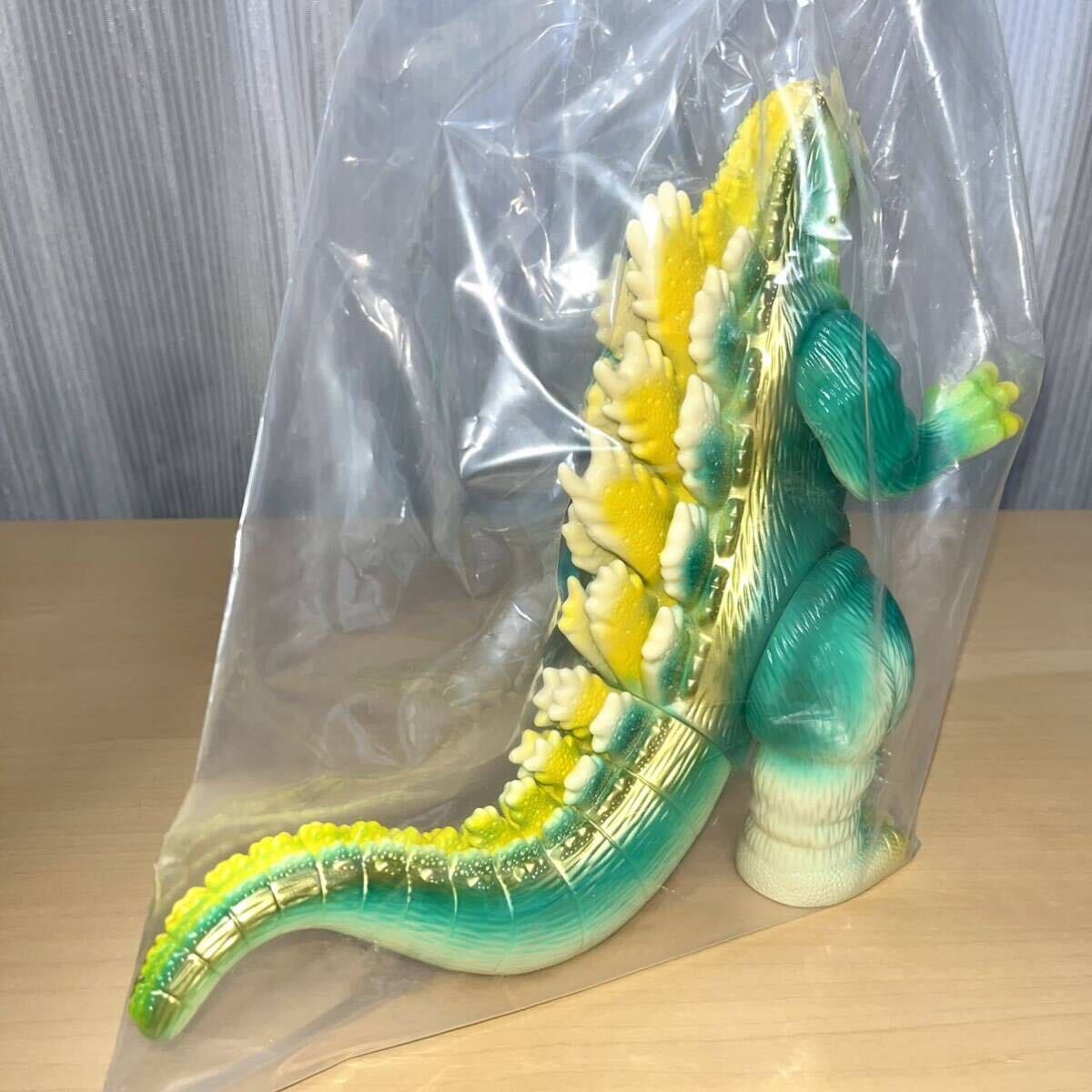 赤目 ゴジラ 1989 ハワイ カラー 緑 Hawaii Green ビオゴジ 350 赤目 ゴジラ 1989 ハワイ カラー 緑 Hawaii Green ビオゴジ 350