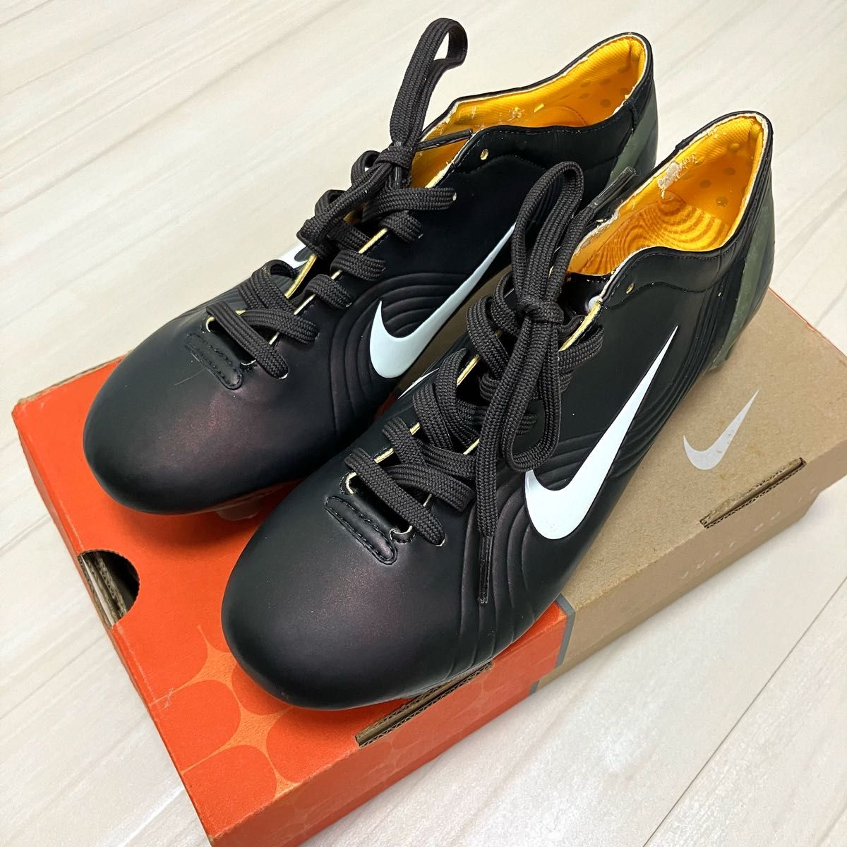 希少 NIKE ナイキ 初代 マーキュリアルヴェイパー SG 24 5cm 希少 NIKE ナイキ 初代 マーキュリアルヴェイパー SG 24 5cm