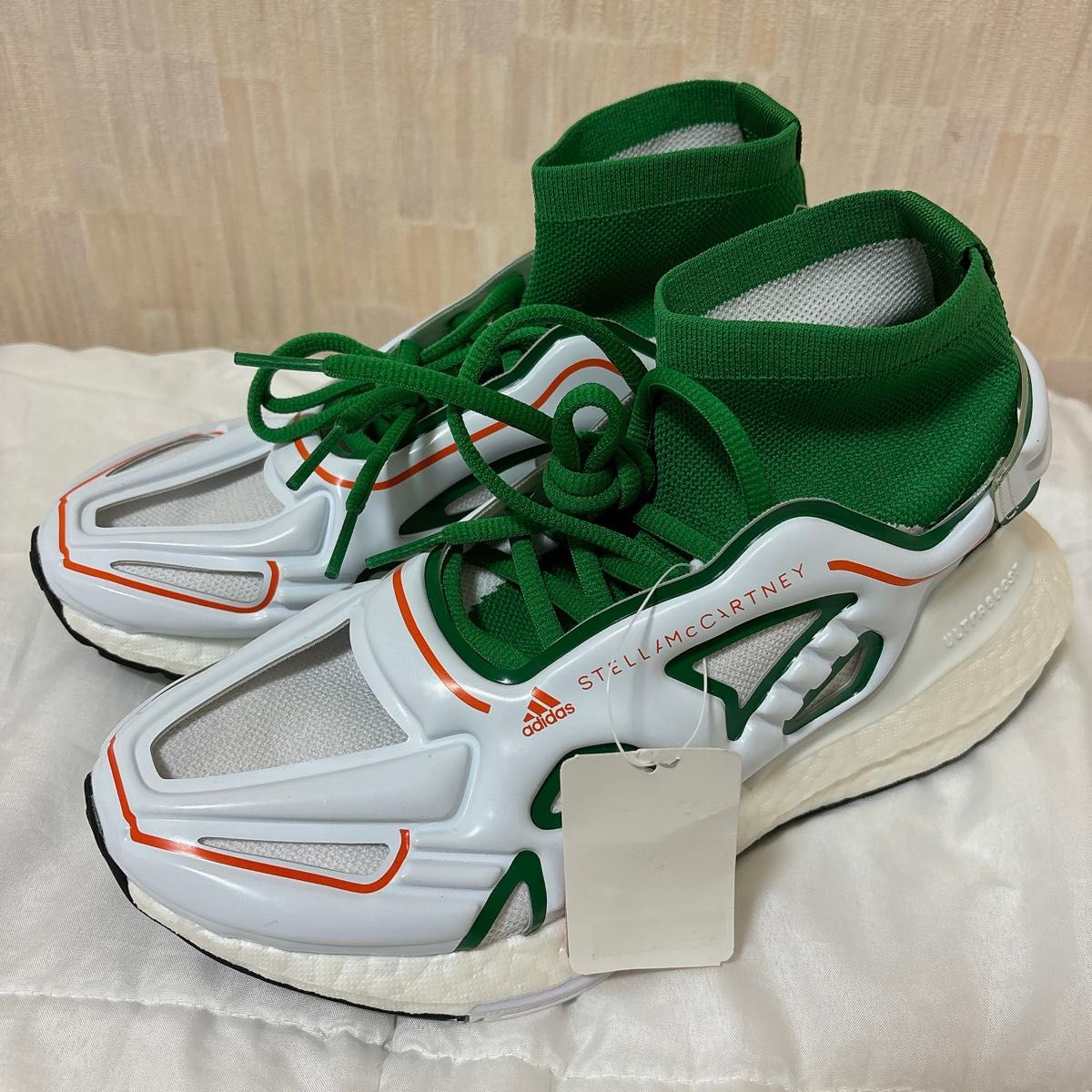 新品 adidas ステラマッカートニー ウルトラブースト 22 5cm 新品 adidas ステラマッカートニー ウルトラブースト 22 5cm