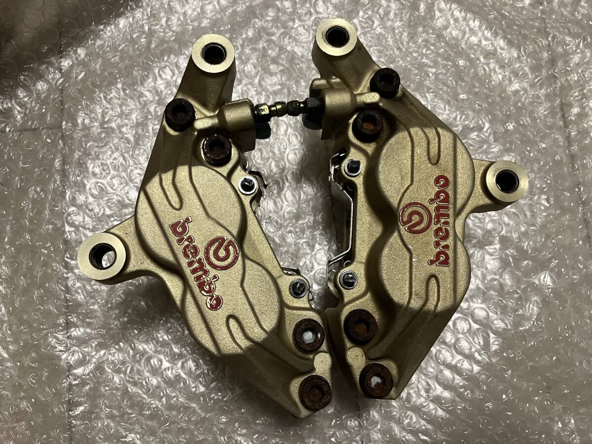 XJR1200純正ブレンボ(Brembo)4POTフロントキャリパーセット XJR1200純正ブレンボ(Brembo)4POTフロントキャリパーセット