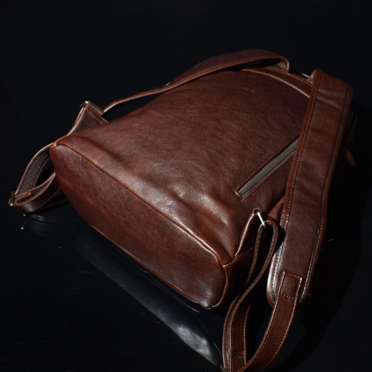 ANUBIS カウハイドオールレザー ビジネス 18L バックパック ANUBIS カウハイドオールレザー ビジネス 18L バックパック
