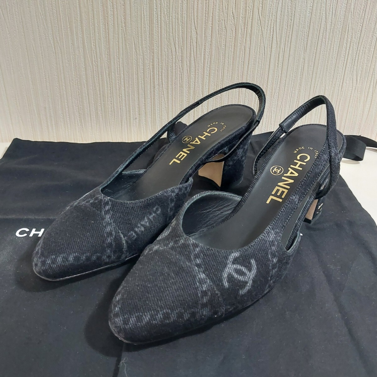 シャネル ココマーク スリングバック パンプス チャンキーヒール シャネル ココマーク スリングバック パンプス チャンキーヒール