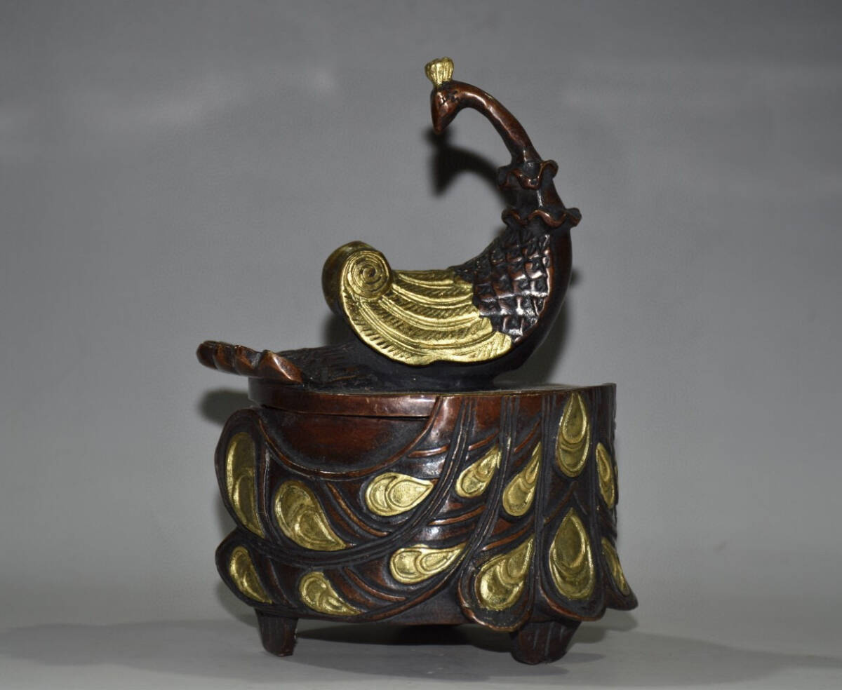 6120円 『館蔵珍品 紫銅製 塗金 孔雀熏香炉』置物 賞物 貴重物品 6120円 『館蔵珍品 紫銅製 塗金 孔雀熏香炉』置物 賞物 貴重物品