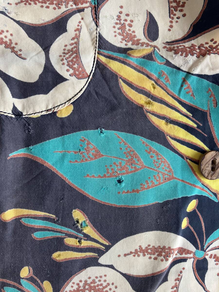  with defect 50 period vintage CAMPUS aloha shirt hibiscus pattern ka is namok