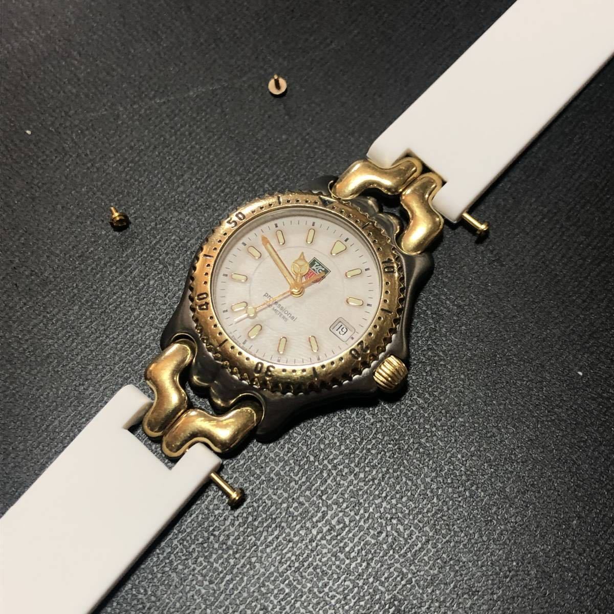 タグ・ホイヤー ベルト交換用チューブネジ18㎜(Gold)タグ タグ・ホイヤー ベルト交換用チューブネジ18㎜(Gold)タグ