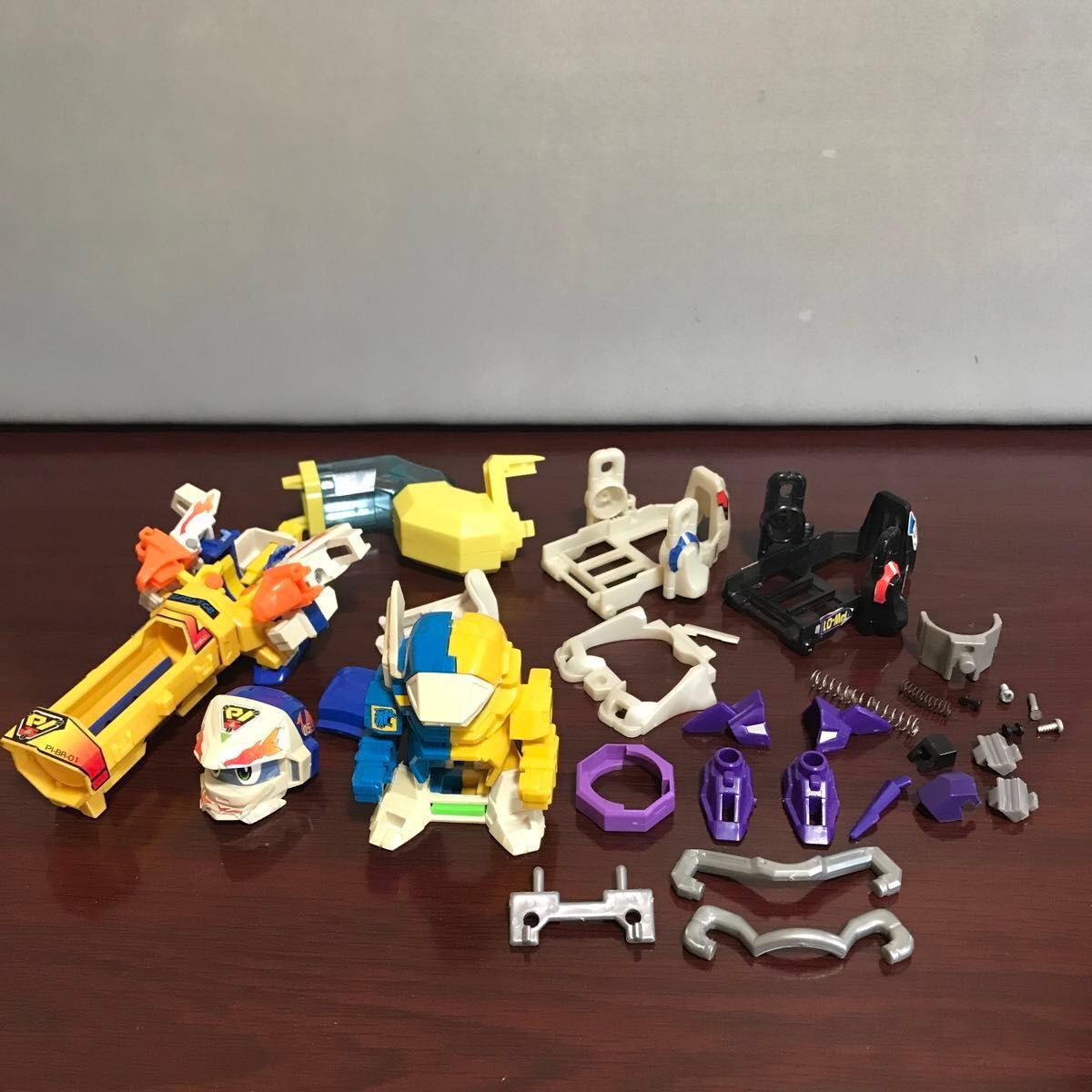 スーパービーダマン バトルフェニックス他パーツ色々ジャンク品 スーパービーダマン バトルフェニックス他パーツ色々ジャンク品